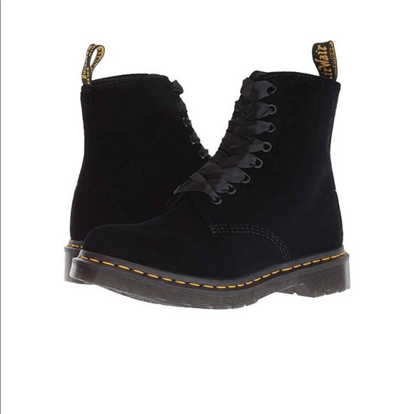 Dr. Marten’s 1460 Pascal Velvet Boot - Picture 1 of 8